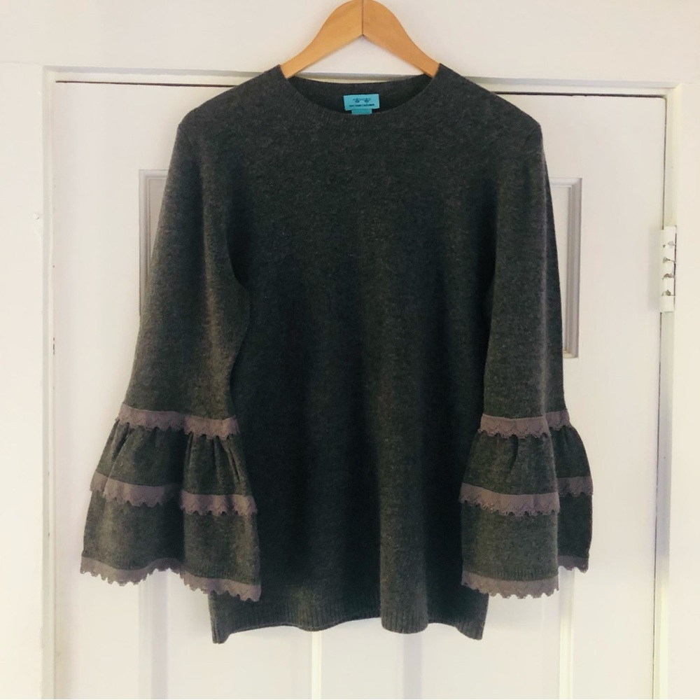 Two Bees Cashmere Sweater with Bell Sleeve M